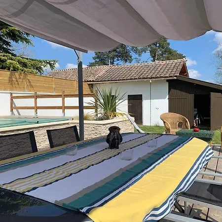 La Maison Des Jardins * Naujac-sur-Mer