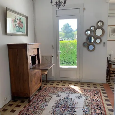 La Maison Des Jardins Holiday home *