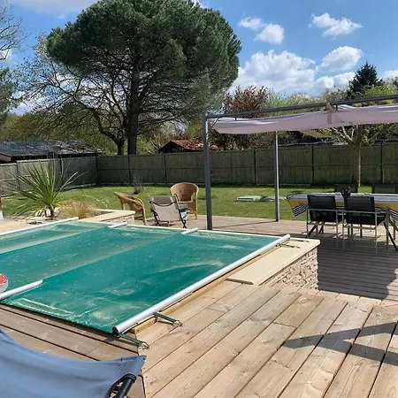 Holiday home La Maison Des Jardins Naujac-sur-Mer